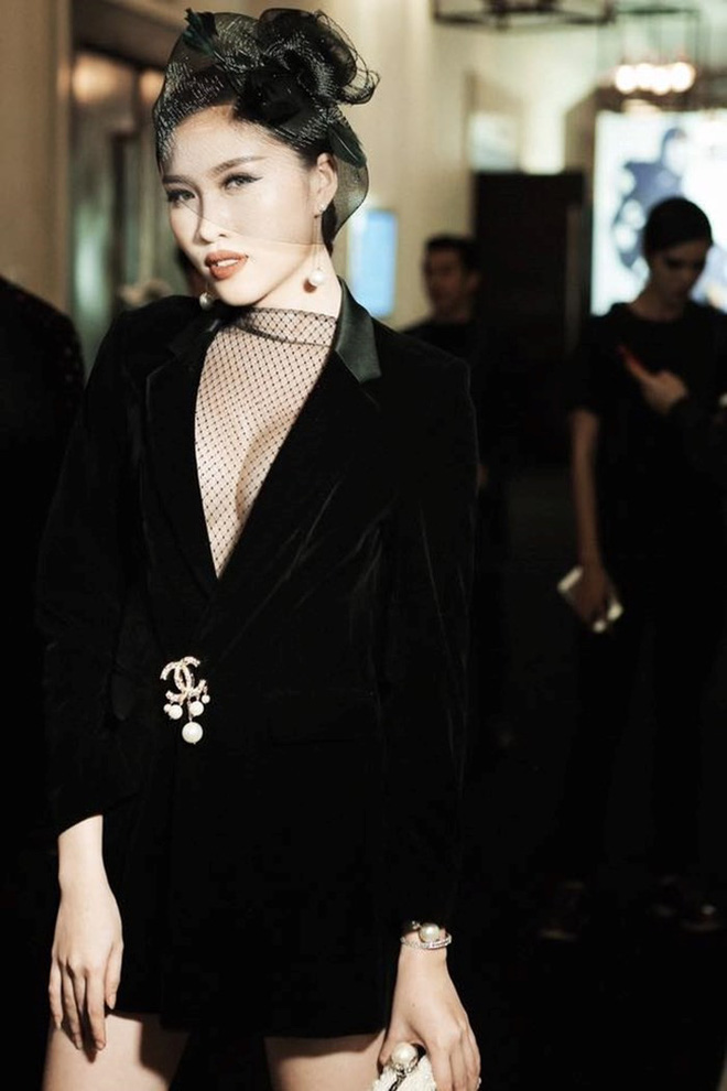 Trái ngược khi lên hình, ngoài đời các MC VTV rất nóng bỏng